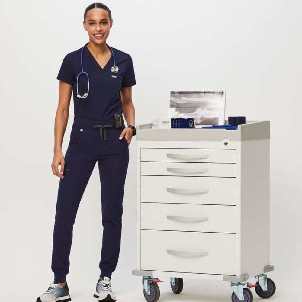 FIGS Scrub Kit - Catarina Scrub Top (XS) and Zamora Joggers (XS) Navy